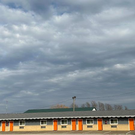 Royal Rest Motel Chariton Εξωτερικό φωτογραφία