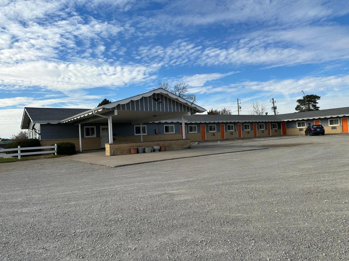 Royal Rest Motel Chariton Εξωτερικό φωτογραφία