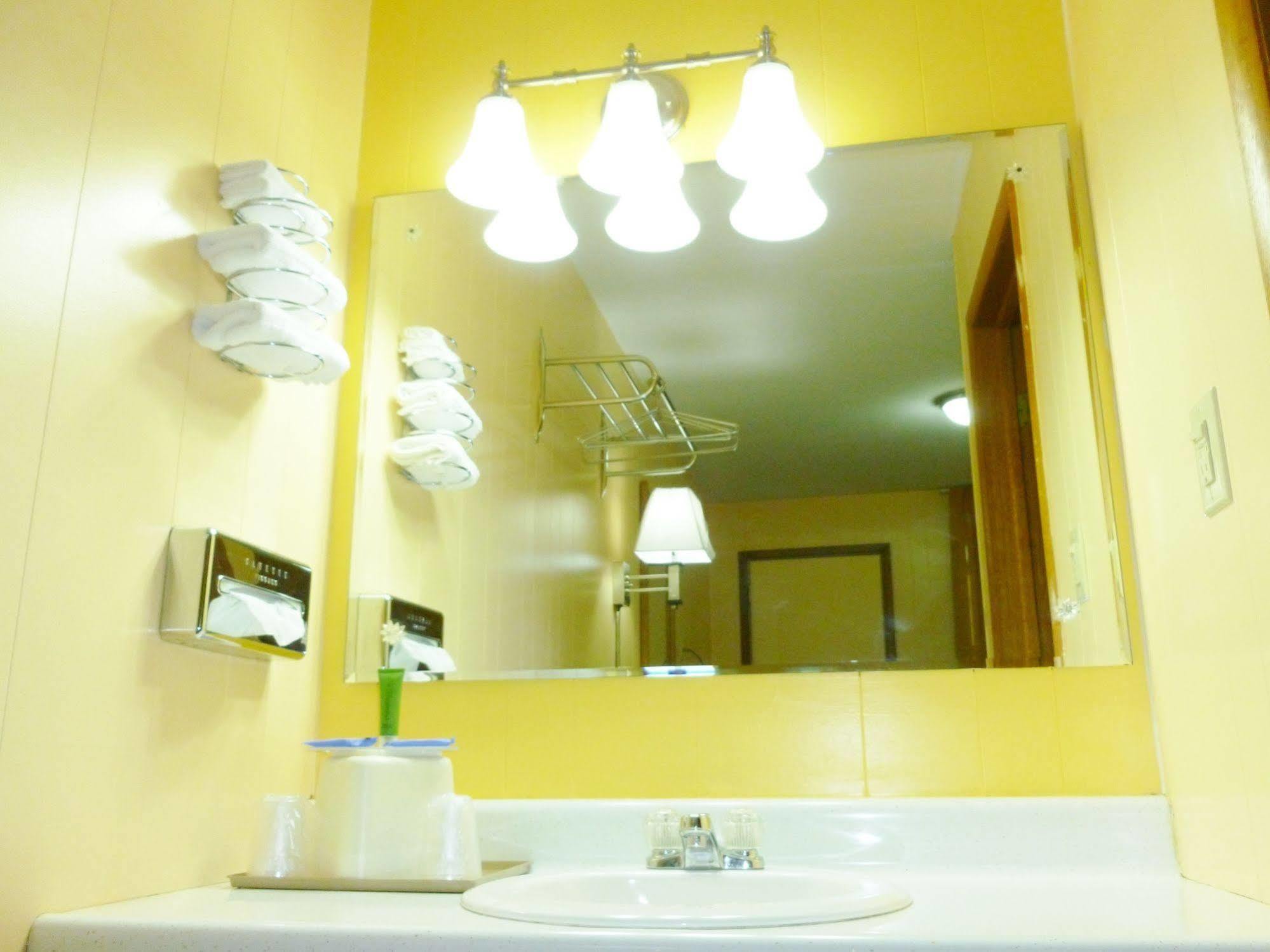 Royal Rest Motel Chariton Εξωτερικό φωτογραφία